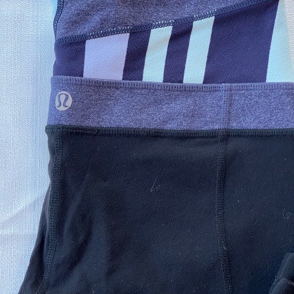 Lululemon Athletica Groove Yoga Pants size 4 - Picture 4 of 8